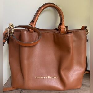 Pristine Dooney & Bourke Tan Leather Bag